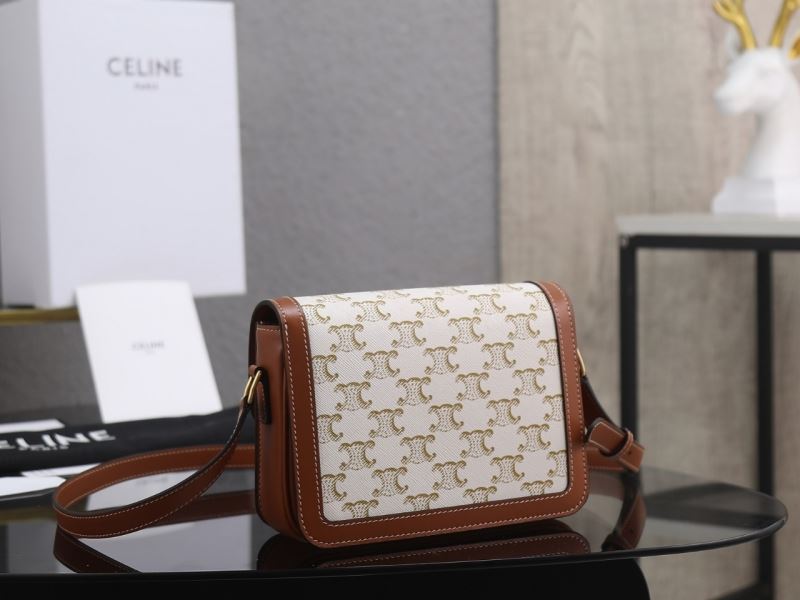 Ce1i*e triomphe bags
